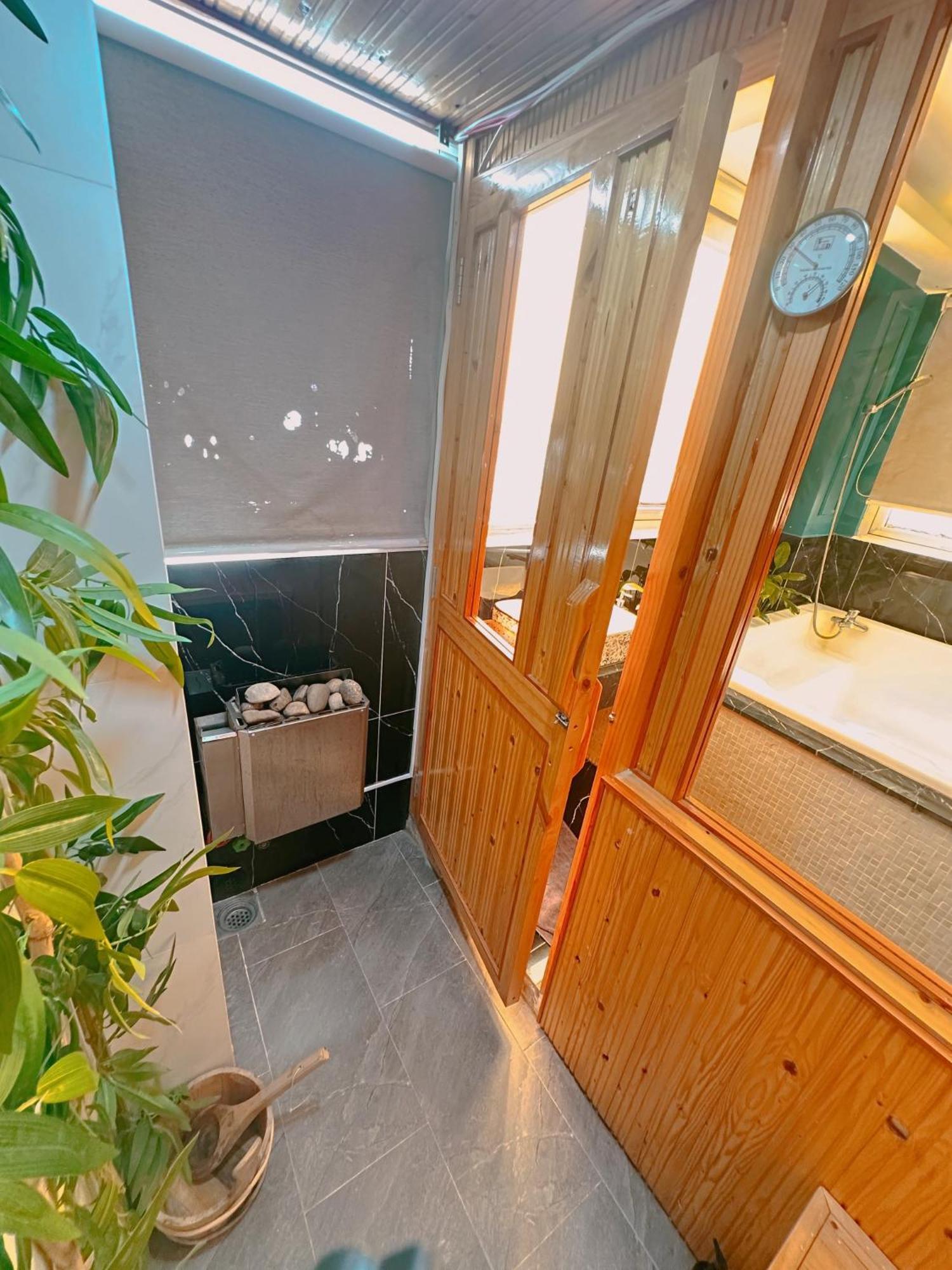 Tan Binh Hotel Ho Chi Minh City Exterior photo